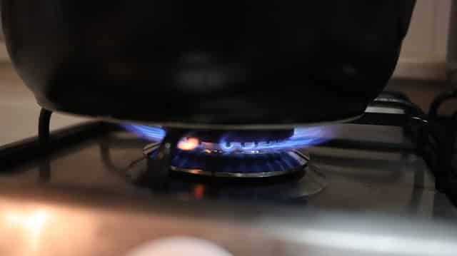 Quanto está custando o gás de cozinha?